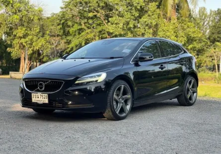 ขาย รถมือสอง 2016 Volvo V40 2.0 T4 รถเก๋ง 5 ประตู 