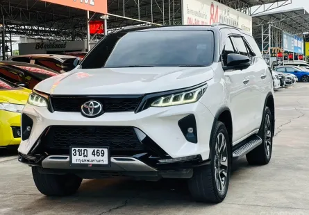 ขาย รถมือสอง 2022 Toyota Fortuner 2.4 Legender SUV 