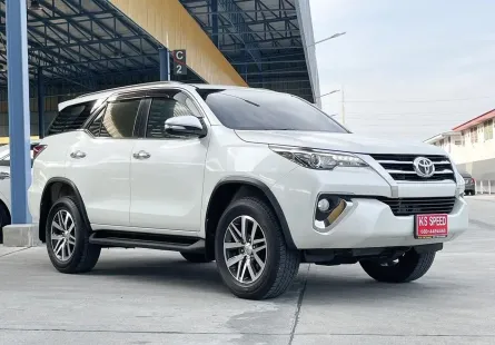 TOYOTA New Fortuner 2.8V Sigma4 4WD ปี2016 ฟรีดาวน์