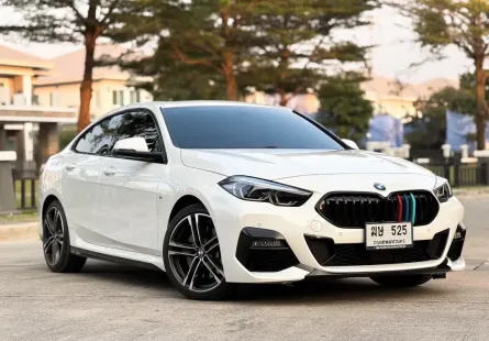 2022 BMW 2 Series 2.0 220i รถเก๋ง 4 ประตู ฟรีดาวน์ รถบ้านมือเดียว ไมล์น้อย เจ้าของขายเอง 