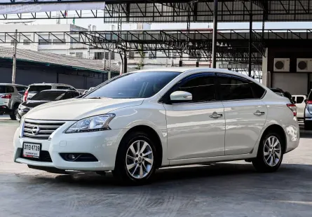 NISSAN SYLPHY 1.6 V 2015 AT ผ่อน4,xxx ออกรถ 999 