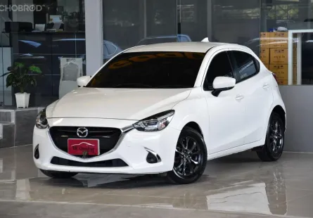 Mazda 2 1.3 High Connect ปี 2019 สวยชิดป้ายแดง รถบ้านแท้ๆ ใช้น้อยเข้าศูนย์ตลอด ไม่เคยติดแก๊ส ฟรีดาวน