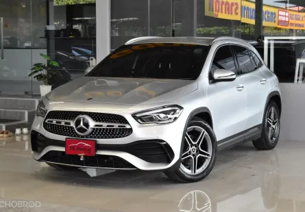 Mercedes-Benz GLA200 1.3 AMG Dynamic ปี22 สภาพป้ายแดง รถบ้านมือเดียว วารันตีศูนย์ ไมล์น้อยเข้าศูนย์