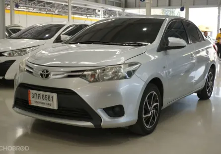 2014 Toyota VIOS 1.5 E รถเก๋ง 4 ประตู 