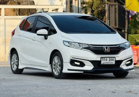 2018 Honda JAZZ 1.5 i-VTEC รถเก๋ง 5 ประตู เจ้าของขายเอง