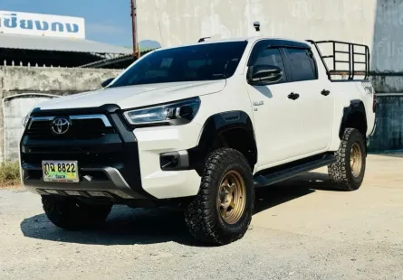 2020 Toyota Hilux Revo 2.8 Prerunner Rocco รถกระบะ เจ้าของขายเอง รถบ้านมือเดียว ไมล์น้อย แต่งสวย 