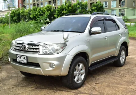 2010 Toyota Fortuner 2.7 V 