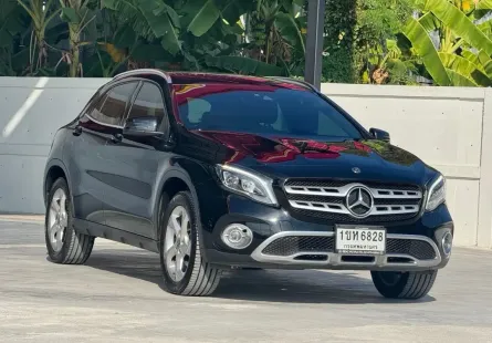 2019 BENZ GLA-CLASS, 200 โฉม W156 ปี14-21 มือเดียวป้ายแดง เข้าศูนย์ตลอด