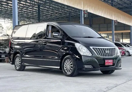 HYUNDAI  H-1  2.5  ELITE  เกียร์ A/T  ปี 2017