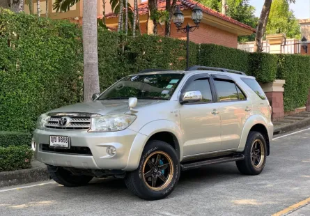 2011 TOYOTA FORTUNER 2.7 V