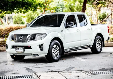 2013 Nissan Navara 2.5 Calibre รถกระบะ 