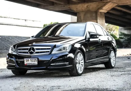 2012 Mercedes-Benz C-Class 1.8 C200 รถเก๋ง 4 ประตู 