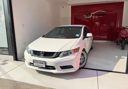 2014 Honda CIVIC 1.8 i-VTEC รถเก๋ง 4 ประตู 