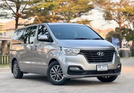 2019 Hyundai H-1 2.5 Touring รถตู้/VAN รถสวย ไมล์น้อย มือเดียวป้ายแดง สภาพนางฟ้า 