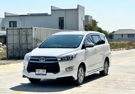 2018 Toyota Innova 2.8 V Wagon ออกรถง่าย รถสวย ไมล์น้อย 