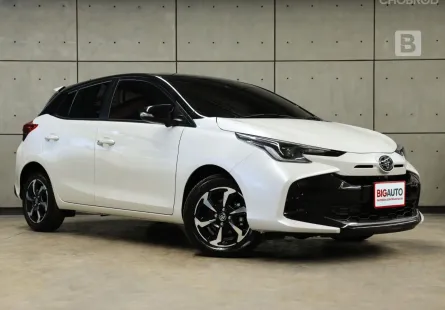 2023 Toyota Yaris 1.2 Premium S Hatchback AT ไมล์แท้ 1 หมื่น ยังมีการรับประกันจากศูนย์ Toyota P3925