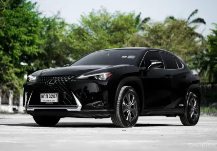 NEW !! Lexus UX250h Luxury ปี 2019 รถมือเดียวป้ายแดง ออฟชั่นเต็ม ขับดีมาก