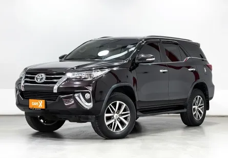 TOYOTA FORTUER 2.4 V ปี 2017 ผ่อนเริ่มต้น 12,***