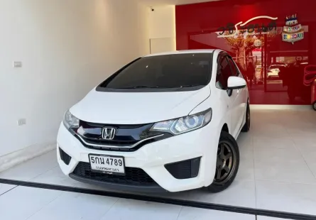 2016 Honda JAZZ 1.5 i-VTEC รถเก๋ง 5 ประตู 