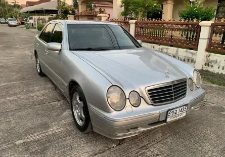 1997 Mercedes-Benz E-Class 2.3 E230 รถเก๋ง 4 ประตู 