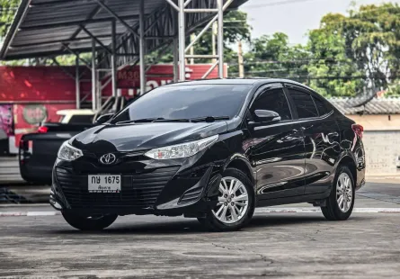 2018 Toyota Yaris Ativ 1.2 E รถเก๋ง 4 ประตู  ราคาพิเศษ