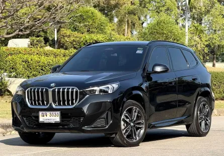 2023 BMW X1 2.0 sDrive20i  รถสวย ไมล์น้อย มือเดียวป้ายแดง 