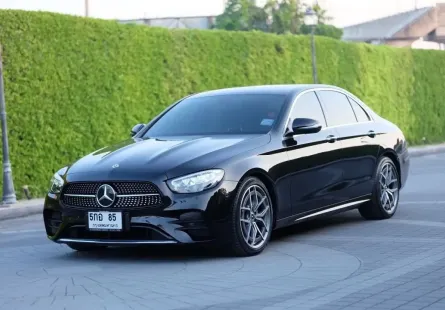 ขาย รถมือสอง 2022 Mercedes-Benz E-Class 2.0 E220d รถเก๋ง 4 ประตู 