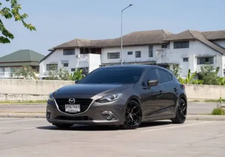 ขายรถ MAZDA3 2.0 SP Hatchback ปี จด 2016