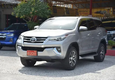 2018 Toyota Fortuner 2.8 V SUV รถบ้านแท้