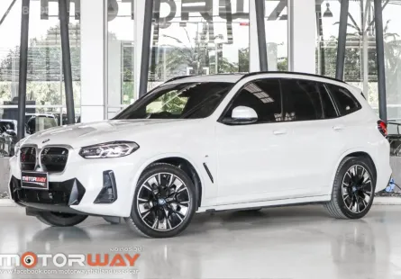 BMW iX3 G08  M-Sport Pro สีขาว Mineral White  ปี 2023 วิ่ง 44,xxx km.