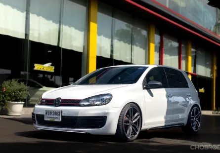 2013 Volkswagen Golf 2.0 GTI รถเก๋ง 5 ประตู 