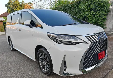 2022 Lexus LM300h 2.5 Hybrid Executive 7-Seater รถตู้/MPV ไมล์น้อย มือเดียวป้ายแดง 