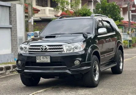 2010 Toyota Fortuner 3.0 V SUV รถสวยพร้อมใช้งาน