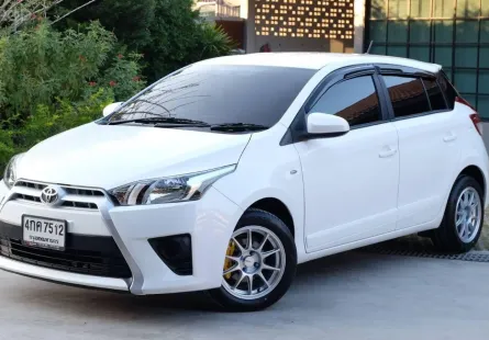 2015 Toyota YARIS 1.2 E รถเก๋ง 5 ประตู ไมล์แท้ 9 หมื่นKM