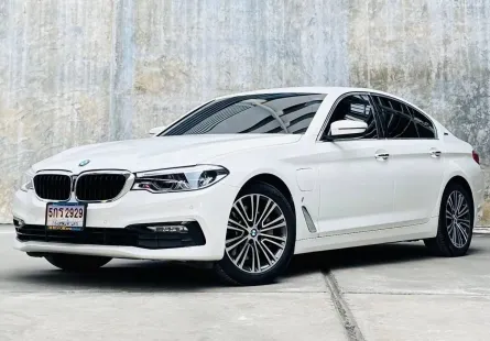 2020 BMW 5 Series 2.0 530e รถเก๋ง 4 ประตู เจ้าของขายเอง รถสวย ไมล์แท้ 