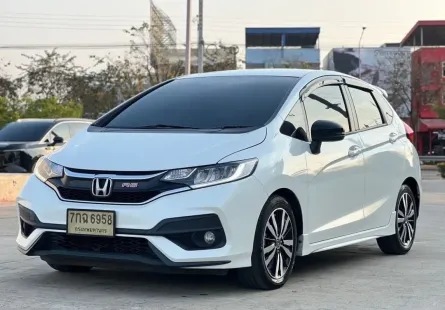 ขาย รถมือสอง 2018 Honda JAZZ 1.5 i-VTEC RS รถเก๋ง 5 ประตู 