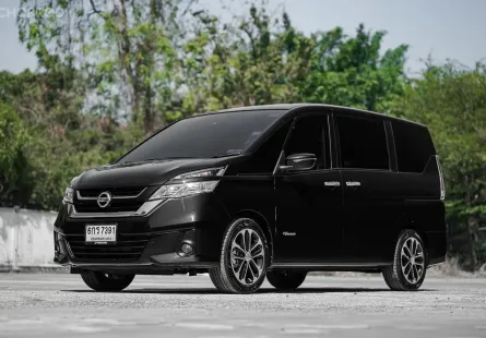 New !! Nissan Serena Hybrid 2.0 X ปี 2017 รถมือเดียวป้ายแดง รถครอบครัวของดีหายาก