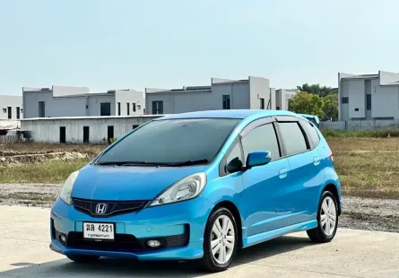 2012 Honda JAZZ 1.5 i-VTEC รถเก๋ง 5 ประตู รถสภาพดี มีประกัน