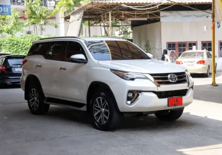 ขายรถ Toyota Fortuner 2.4 V ปี2017 SUV 