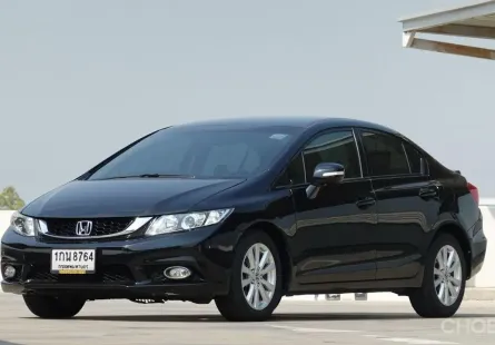 2013 Honda CIVIC 1.8 i-VTEC รถเก๋ง 4 ประตู รถบ้านมือเดียว