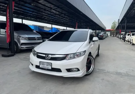 2013 Honda CIVIC 1.8 i-VTEC รถเก๋ง 4 ประตู 