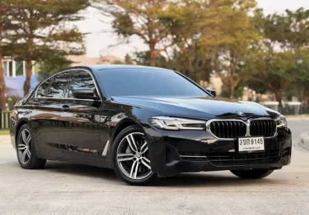 2021 BMW 5 Series 2.0 530e รถเก๋ง 4 ประตู ออกรถฟรี ดาวน์ รถสวย ไมล์แท้ 