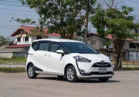 ขายรถ TOYOTA SIENTA 1.5 G ปี จด 2020