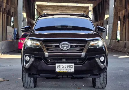 2015 Toyota Fortuner 2.8 V SUV 