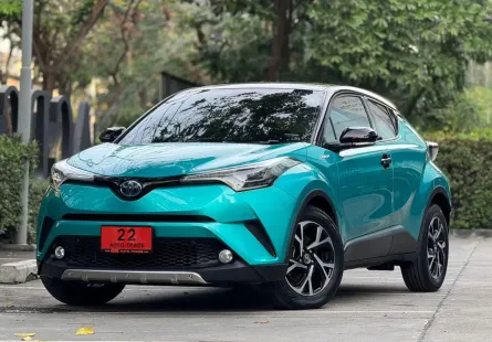 Toyota C-HR 1.8 Hybrid High AT รุ่นท้อปสุด สีพิเศษ เขียวมิ้น ไมล์4หมื่นโลแท้ สมบูรณ์100%