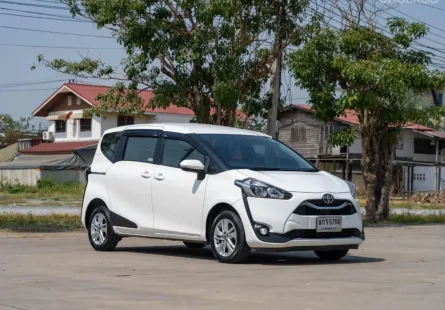 Toyota Sienta 1.5 G ปี : 2020