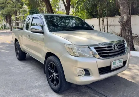 2013 Toyota Hilux Vigo 2.7 CNG รถกระบะ เจ้าของขายเอง รถมือเดียว 