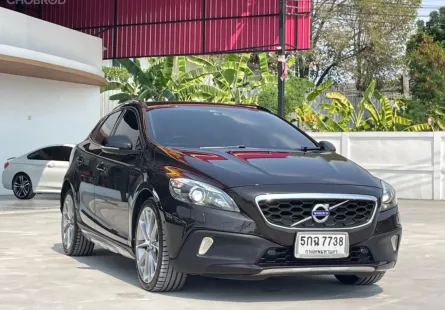 2016 Volvo V40 2.0 D4 รถเก๋ง 5 ประตู ออกรถ 0 บาท