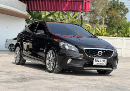 2016 Volvo V40 2.0 Cross Country T5 รถเก๋ง 5 ประตู รถบ้านมือเดียว