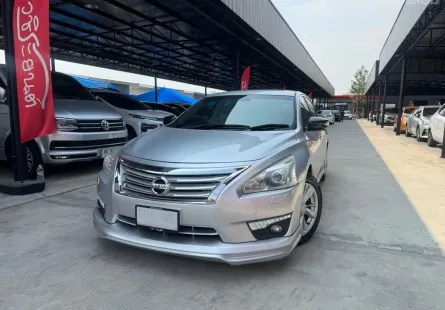 2014 Nissan TEANA 2.5 XV รถเก๋ง 4 ประตู 